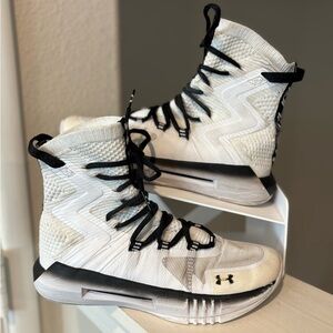 Under Armour Highlight Ace Womens Volleyball Shoes Size 6.5 White Sneakers High